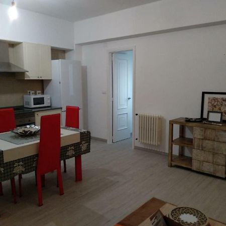 Apartamento En El Centro De Lalín Εξωτερικό φωτογραφία